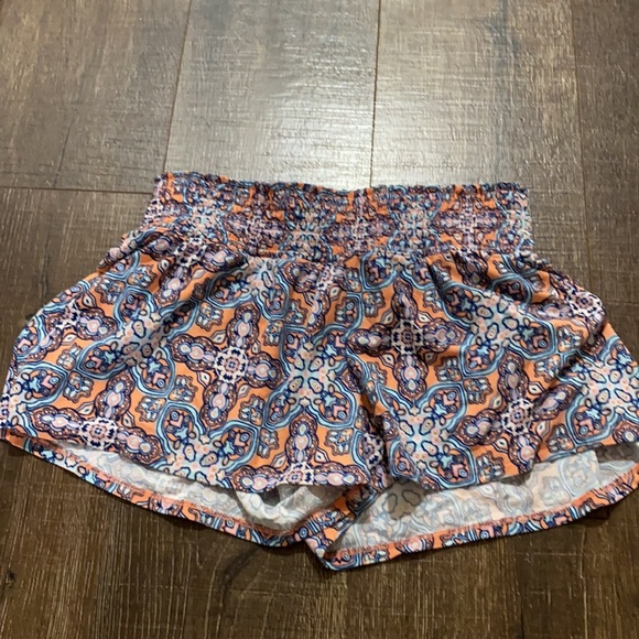 Bundle Cozy Shorts - Picture 4 of 5